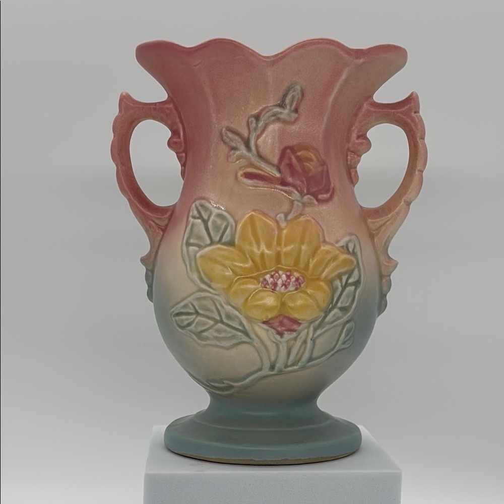 Vintage Hull Art Pottery Magnolia Double Handled Vase